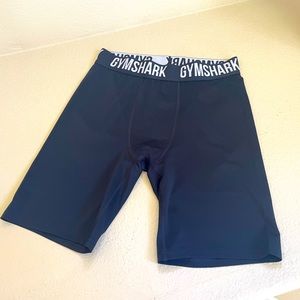 NWOT Gym Shark Men’s base layer shorts